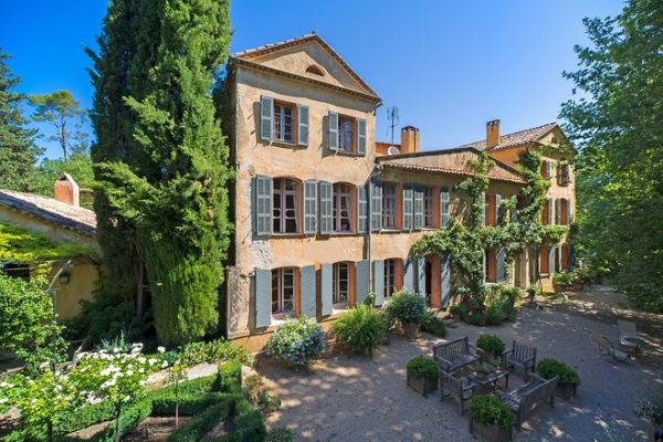Недвижимость в Провансе, недвижимость во Франции с виноградниками