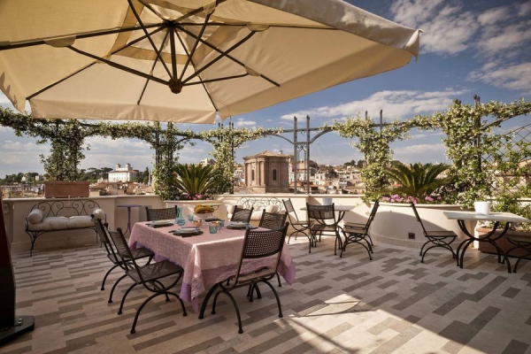 Роскошная квартира-пентхаус в Риме с просторными панорамными террасами