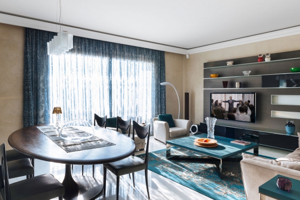 Стильная квартира в Монако, расположенная в современной роскошной резиденции
