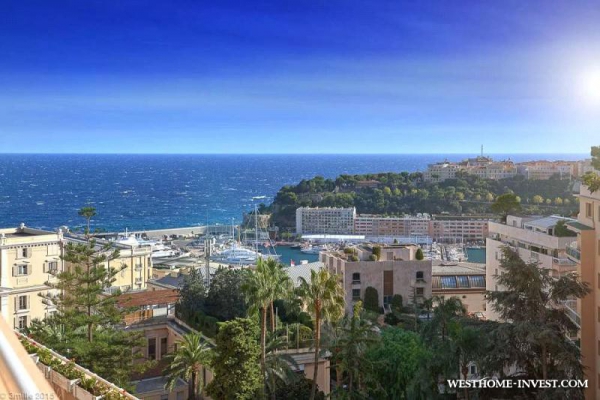 Роскошная четырехспаленная квартира в Монте-Карло с панорамными видами на море