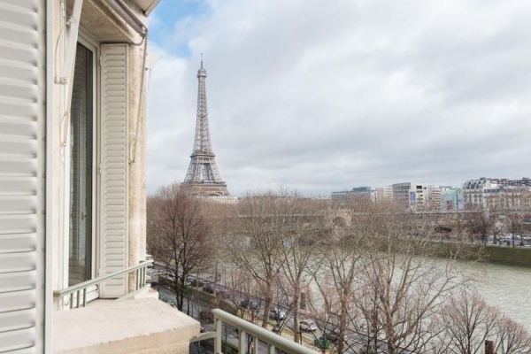 Элегантная квартира в Париже с незабываемыми видами