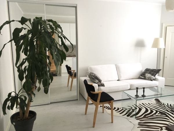 Наполненная комфортом квартира в центре Хельсинки, в процветающем районе Круунунхака